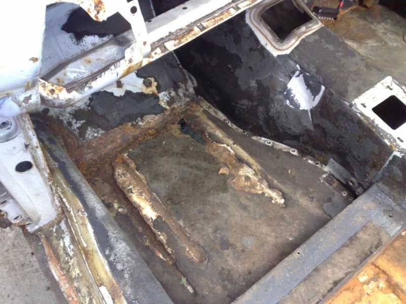 1966-Mercedes-Benz-230sl-Manual-02