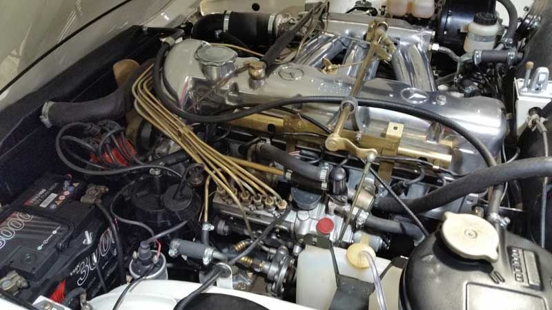 1966-Mercedes-Benz-230sl-Manual-25