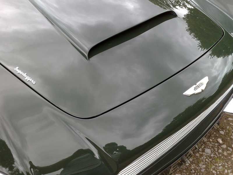 Aston-Martin-Superleggera-10